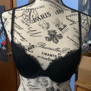 Victoria’s Secret Lightly Lined Demi Bra